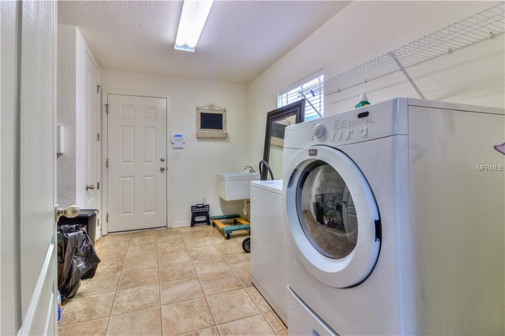 3113 BLACKWATER OAKS WAY, MULBERRY, Florida 33860, 4 Bedrooms Bedrooms, 8 Rooms Rooms,2 BathroomsBathrooms,Residential,For sale,BLACKWATER OAKS,L4725399