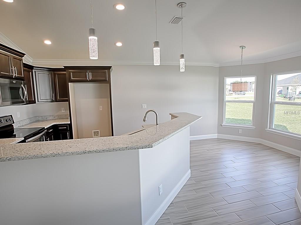 7600 LAKE ANGELINA DRIVE, MOUNT DORA, Florida 32757, 3 Bedrooms Bedrooms, 8 Rooms Rooms,2 BathroomsBathrooms,Residential,For sale,LAKE ANGELINA,G4847342