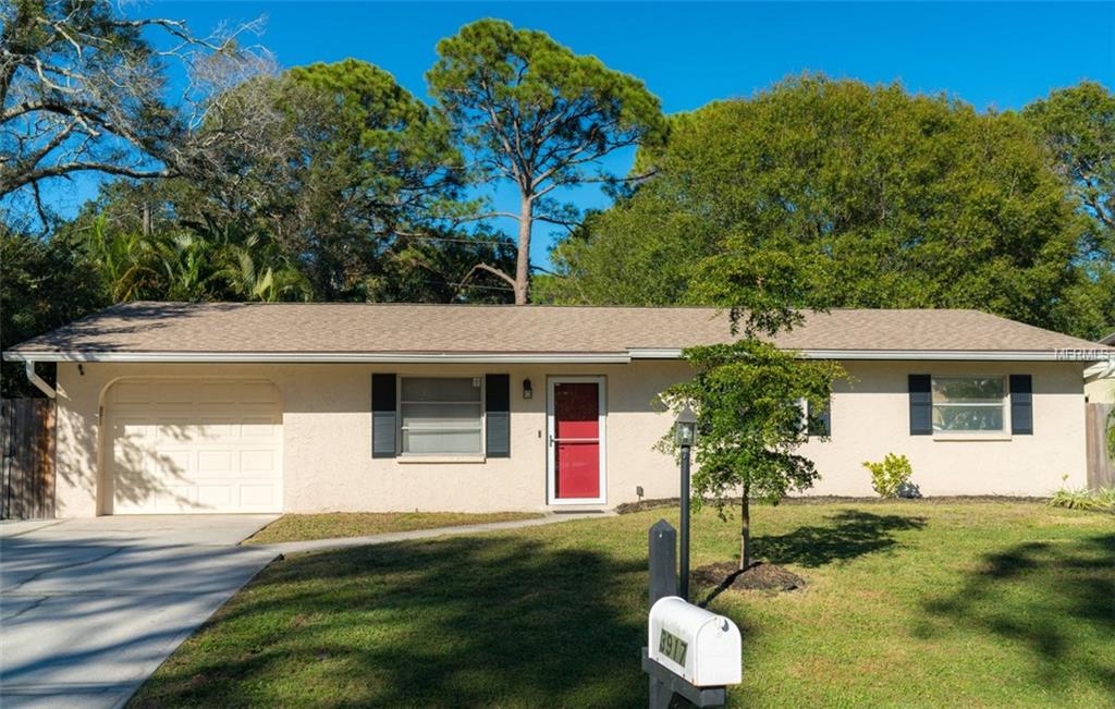 3917 CORONA LANE, SARASOTA, Florida 34232, 3 Bedrooms Bedrooms, 5 Rooms Rooms,2 BathroomsBathrooms,Residential,For sale,CORONA,A4204408