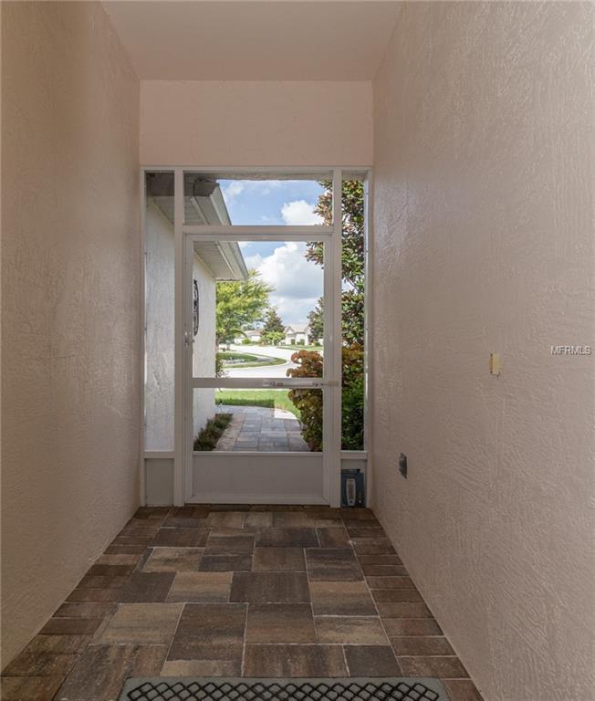 496 LAKE SUZANNE DRIVE, LAKE WALES, Florida 33859, 2 Bedrooms Bedrooms, 9 Rooms Rooms,2 BathroomsBathrooms,Residential,For sale,LAKE SUZANNE,P4718614