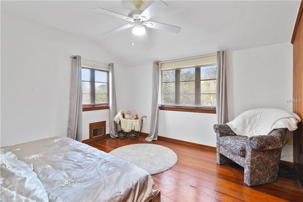 410 FLORIDA AVENUE, SAINT CLOUD, Florida 34769, 3 Bedrooms Bedrooms, 8 Rooms Rooms,2 BathroomsBathrooms,Residential,For sale,FLORIDA,S4856245