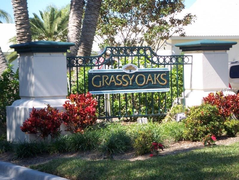 712 GRASSY OAKS DRIVE, VENICE, Florida 34293, 3 Bedrooms Bedrooms, 7 Rooms Rooms,2 BathroomsBathrooms,Residential,For sale,GRASSY OAKS,N5916129
