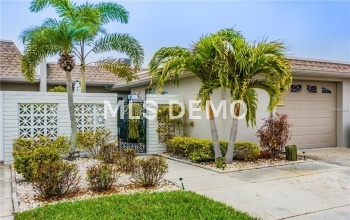 457 BOCA CIEGA POINT BOULEVARD N, ST PETERSBURG, Florida 33708, 2 Bedrooms Bedrooms, 4 Rooms Rooms,2 BathroomsBathrooms,Residential,For sale,BOCA CIEGA POINT,U7846439