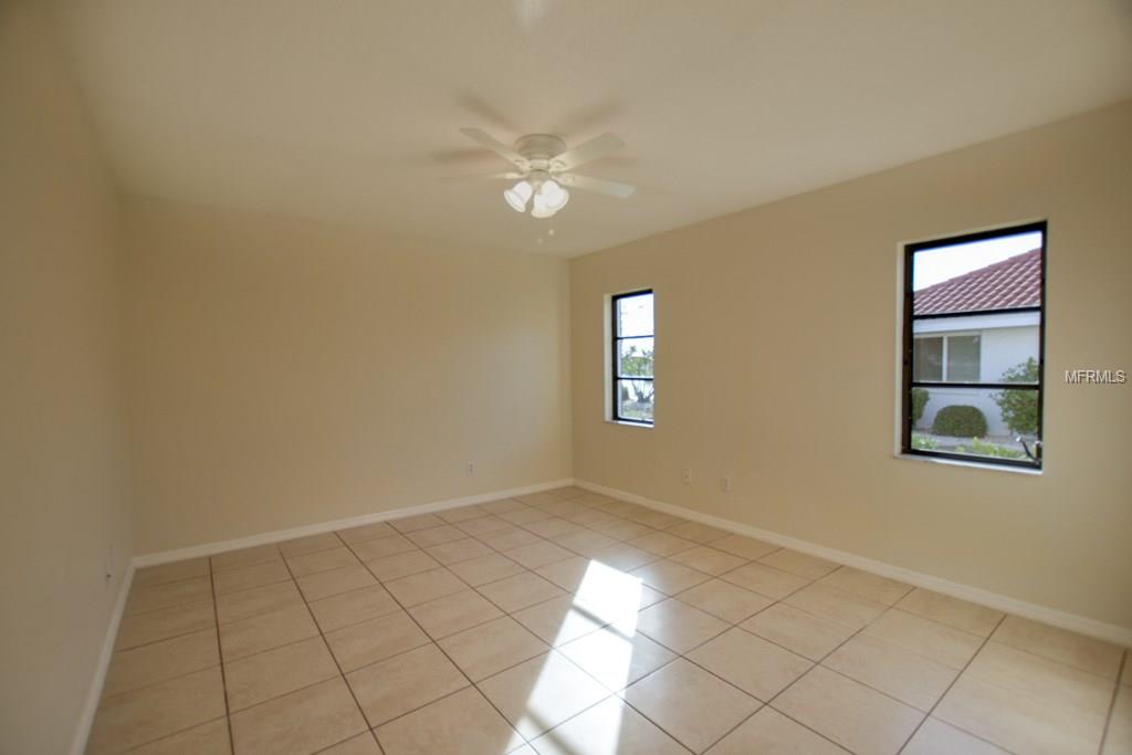 705 WESTMONT WAY, SUN CITY CENTER, Florida 33573, 2 Bedrooms Bedrooms, 8 Rooms Rooms,2 BathroomsBathrooms,Residential,For sale,WESTMONT,T2927418