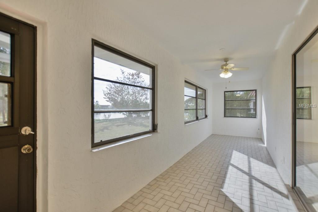 705 WESTMONT WAY, SUN CITY CENTER, Florida 33573, 2 Bedrooms Bedrooms, 8 Rooms Rooms,2 BathroomsBathrooms,Residential,For sale,WESTMONT,T2927418