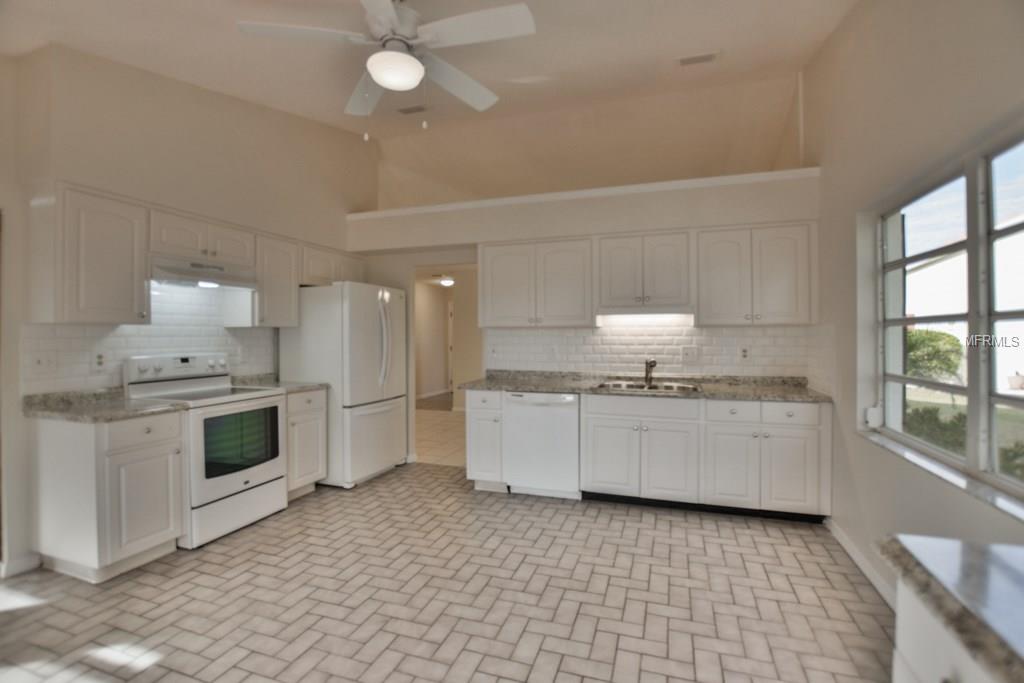 705 WESTMONT WAY, SUN CITY CENTER, Florida 33573, 2 Bedrooms Bedrooms, 8 Rooms Rooms,2 BathroomsBathrooms,Residential,For sale,WESTMONT,T2927418