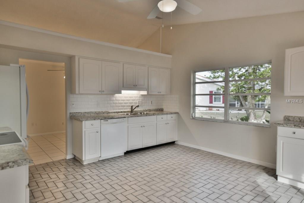 705 WESTMONT WAY, SUN CITY CENTER, Florida 33573, 2 Bedrooms Bedrooms, 8 Rooms Rooms,2 BathroomsBathrooms,Residential,For sale,WESTMONT,T2927418