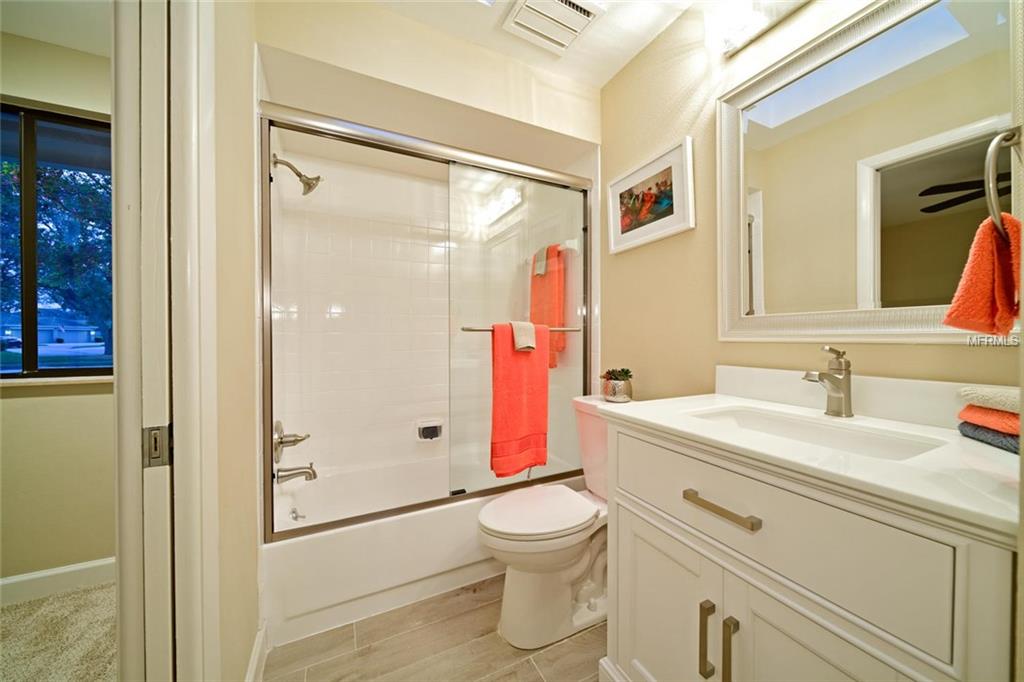 5417 EVERWOOD RUN, SARASOTA, Florida 34235, 3 Bedrooms Bedrooms, 8 Rooms Rooms,2 BathroomsBathrooms,Residential,For sale,EVERWOOD,A4209870