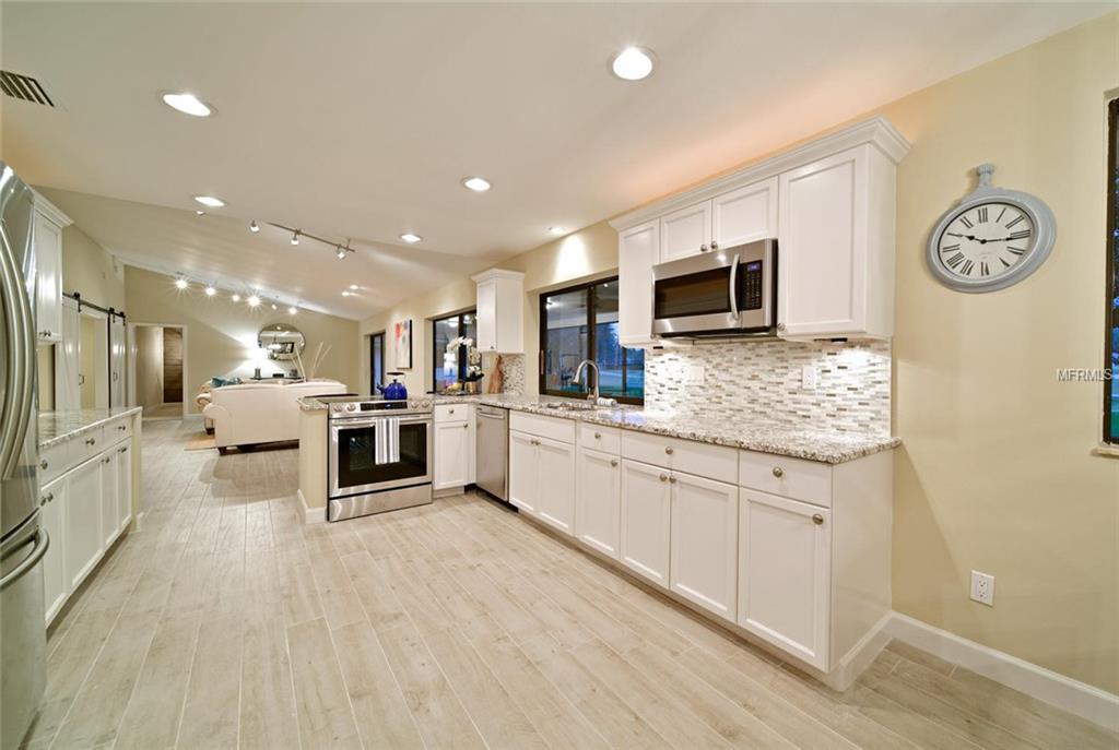 5417 EVERWOOD RUN, SARASOTA, Florida 34235, 3 Bedrooms Bedrooms, 8 Rooms Rooms,2 BathroomsBathrooms,Residential,For sale,EVERWOOD,A4209870