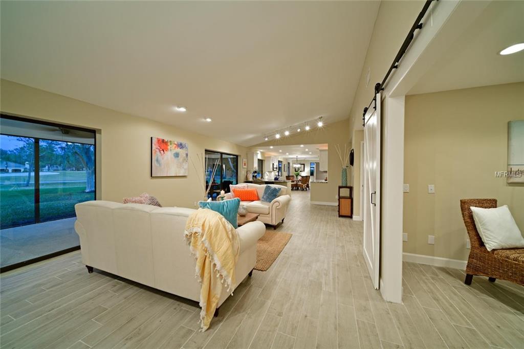 5417 EVERWOOD RUN, SARASOTA, Florida 34235, 3 Bedrooms Bedrooms, 8 Rooms Rooms,2 BathroomsBathrooms,Residential,For sale,EVERWOOD,A4209870