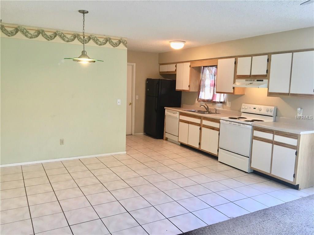 290 SUMMERSET DRIVE, APOPKA, Florida 32712, 3 Bedrooms Bedrooms, 6 Rooms Rooms,2 BathroomsBathrooms,Residential,For sale,SUMMERSET,S4857040
