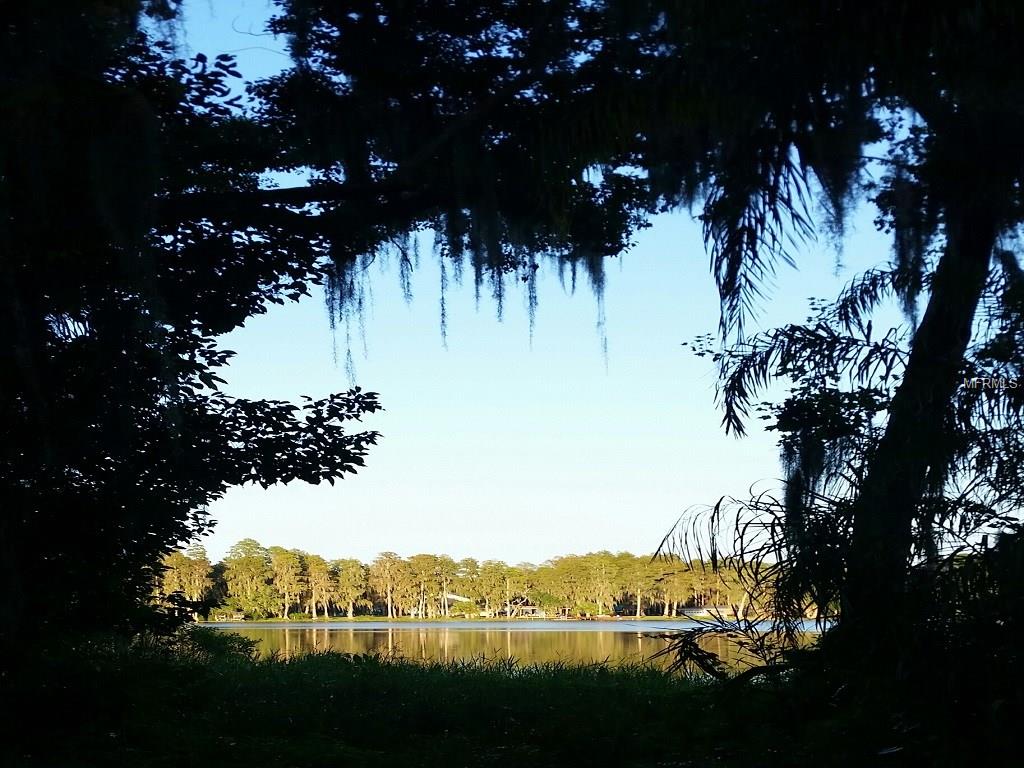 LUTZ, Florida 33558, 4 Bedrooms Bedrooms, 7 Rooms Rooms,3 BathroomsBathrooms,Residential,For sale,T2786647