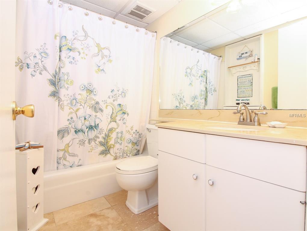 200 THE ESPLANADE N, VENICE, Florida 34285, 2 Bedrooms Bedrooms, 5 Rooms Rooms,2 BathroomsBathrooms,Residential,For sale,THE ESPLANADE,A4187821