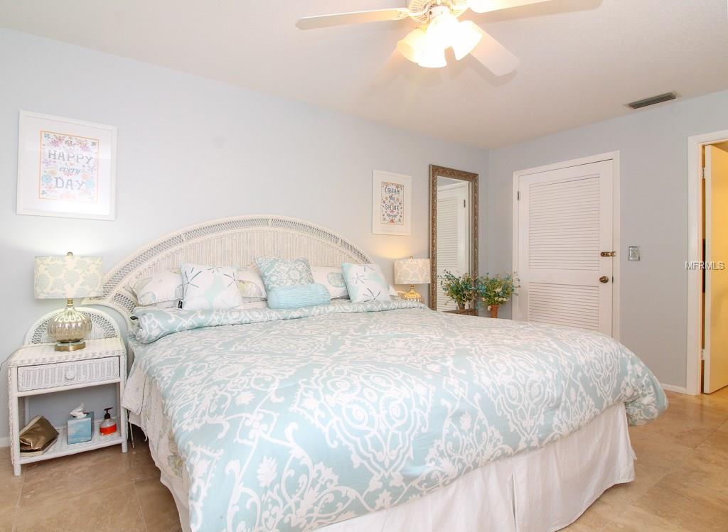 200 THE ESPLANADE N, VENICE, Florida 34285, 2 Bedrooms Bedrooms, 5 Rooms Rooms,2 BathroomsBathrooms,Residential,For sale,THE ESPLANADE,A4187821