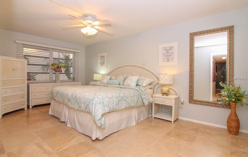 200 THE ESPLANADE N, VENICE, Florida 34285, 2 Bedrooms Bedrooms, 5 Rooms Rooms,2 BathroomsBathrooms,Residential,For sale,THE ESPLANADE,A4187821