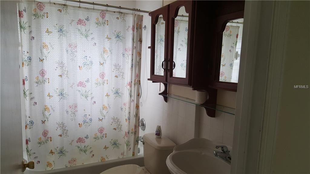 2623 LOGANDALE DRIVE, ORLANDO, Florida 32817, 3 Bedrooms Bedrooms, 6 Rooms Rooms,2 BathroomsBathrooms,Residential,For sale,LOGANDALE,O5529817