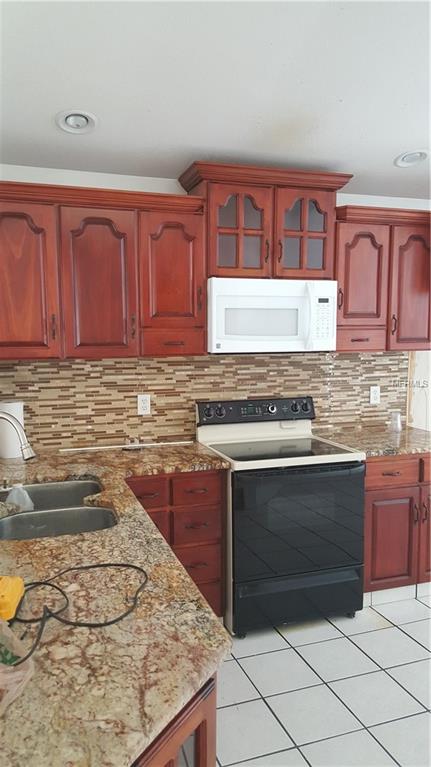 2623 LOGANDALE DRIVE, ORLANDO, Florida 32817, 3 Bedrooms Bedrooms, 6 Rooms Rooms,2 BathroomsBathrooms,Residential,For sale,LOGANDALE,O5529817