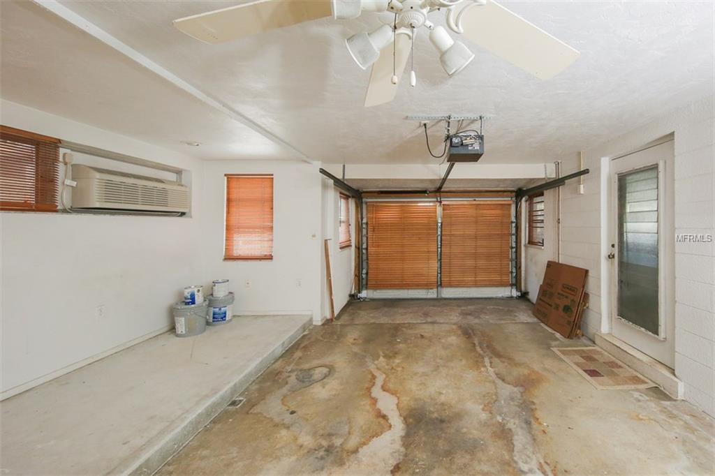 6653 COLONIAL DRIVE, SARASOTA, Florida 34231, 2 Bedrooms Bedrooms, 7 Rooms Rooms,2 BathroomsBathrooms,Residential,For sale,COLONIAL,A4196815