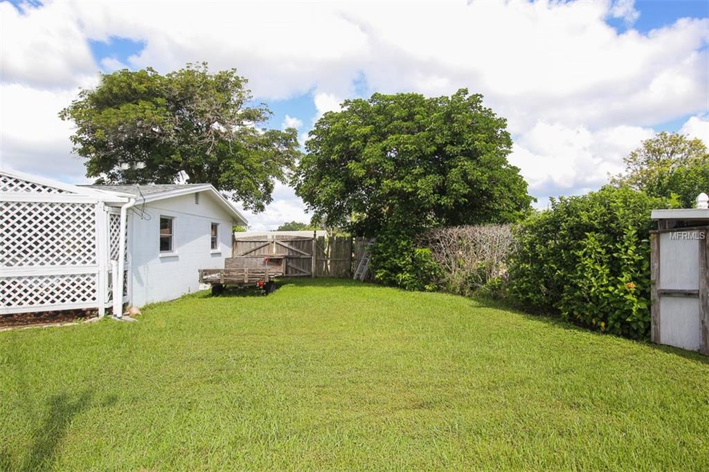 6653 COLONIAL DRIVE, SARASOTA, Florida 34231, 2 Bedrooms Bedrooms, 7 Rooms Rooms,2 BathroomsBathrooms,Residential,For sale,COLONIAL,A4196815