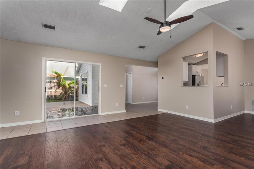 113 SEA DUCK CIRCLE E, DAYTONA BEACH, Florida 32119, 3 Bedrooms Bedrooms, 5 Rooms Rooms,2 BathroomsBathrooms,Residential,For sale,SEA DUCK,A4204413