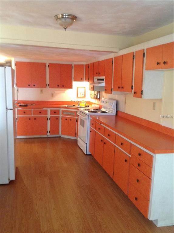 415 52ND AVENUE DRIVE W, BRADENTON, Florida 34207, 2 Bedrooms Bedrooms, 7 Rooms Rooms,2 BathroomsBathrooms,Residential,For sale,52ND AVENUE,A4205363