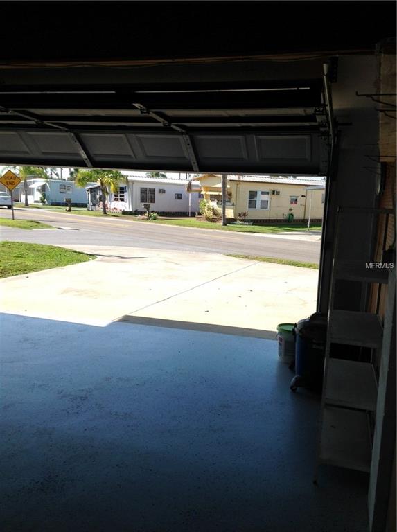 415 52ND AVENUE DRIVE W, BRADENTON, Florida 34207, 2 Bedrooms Bedrooms, 7 Rooms Rooms,2 BathroomsBathrooms,Residential,For sale,52ND AVENUE,A4205363