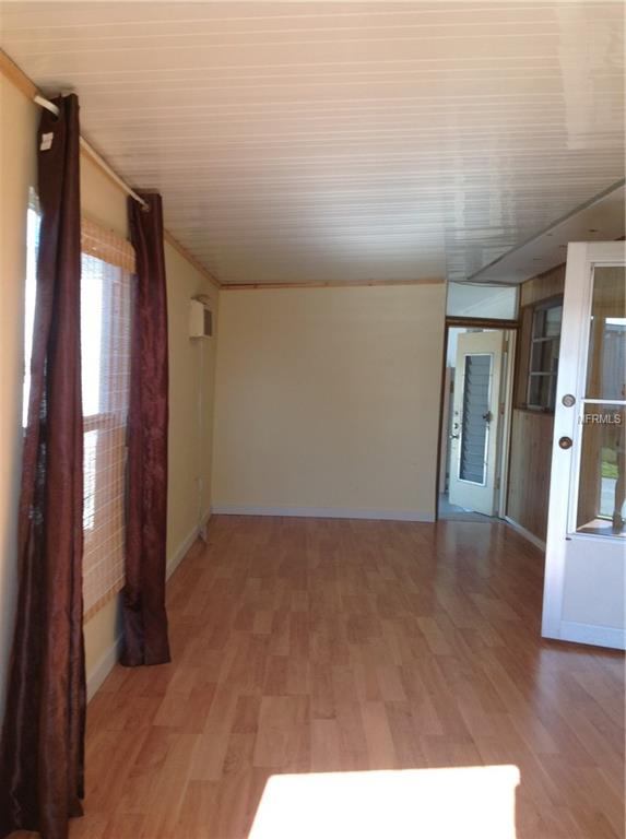 415 52ND AVENUE DRIVE W, BRADENTON, Florida 34207, 2 Bedrooms Bedrooms, 7 Rooms Rooms,2 BathroomsBathrooms,Residential,For sale,52ND AVENUE,A4205363