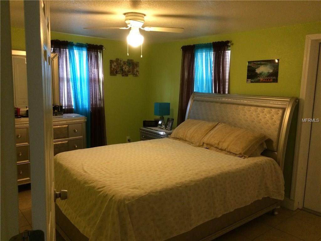 4738 PILGRIM LANE, LAKELAND, Florida 33810, 3 Bedrooms Bedrooms, 6 Rooms Rooms,1 BathroomBathrooms,Residential,For sale,PILGRIM,L4724845