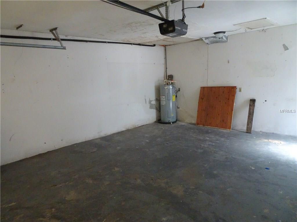 1301 ALAMEDA AVENUE, CLEARWATER, Florida 33759, 4 Bedrooms Bedrooms, 6 Rooms Rooms,2 BathroomsBathrooms,Residential,For sale,ALAMEDA,U7843955