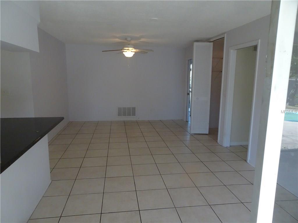 1301 ALAMEDA AVENUE, CLEARWATER, Florida 33759, 4 Bedrooms Bedrooms, 6 Rooms Rooms,2 BathroomsBathrooms,Residential,For sale,ALAMEDA,U7843955