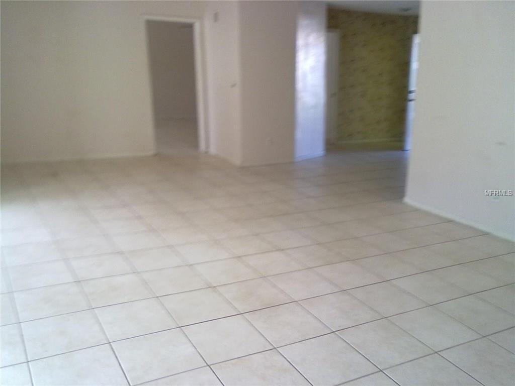 1301 ALAMEDA AVENUE, CLEARWATER, Florida 33759, 4 Bedrooms Bedrooms, 6 Rooms Rooms,2 BathroomsBathrooms,Residential,For sale,ALAMEDA,U7843955