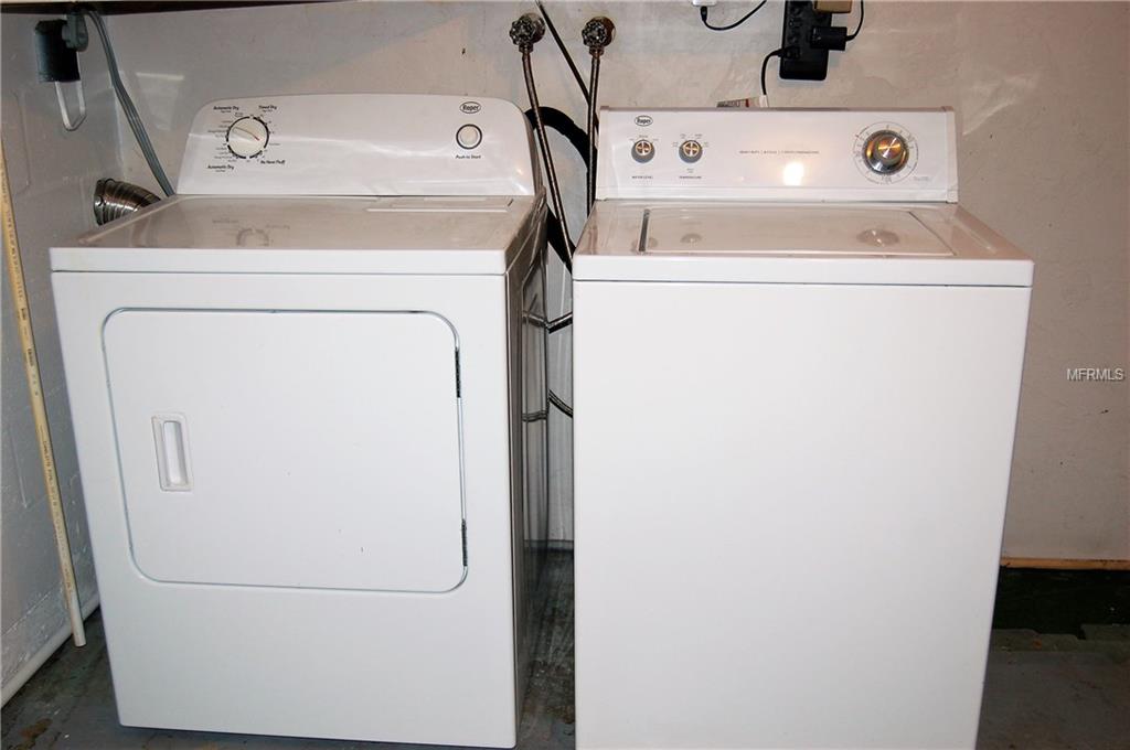 9315 STERLING LANE, PORT RICHEY, Florida 34668, 2 Bedrooms Bedrooms, 6 Rooms Rooms,1 BathroomBathrooms,Residential,For sale,STERLING,W7637192