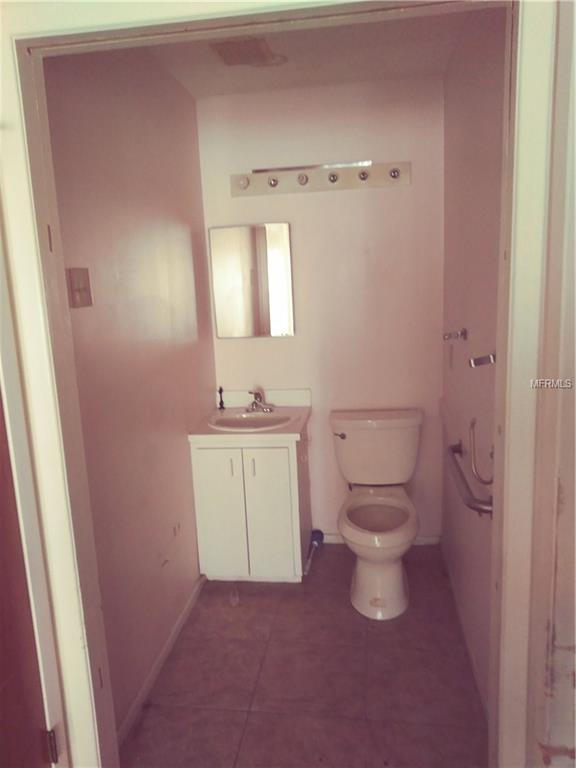 6189 CHESHAM DRIVE, NEW PORT RICHEY, Florida 34653, 2 Bedrooms Bedrooms, 4 Rooms Rooms,1 BathroomBathrooms,Residential,For sale,CHESHAM,W7637609