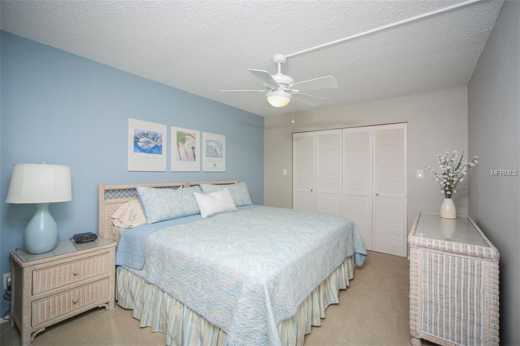 2045 GULF OF MEXICO DRIVE, LONGBOAT KEY, Florida 34228, 2 Bedrooms Bedrooms, 5 Rooms Rooms,2 BathroomsBathrooms,Residential,For sale,GULF OF MEXICO,A4209406