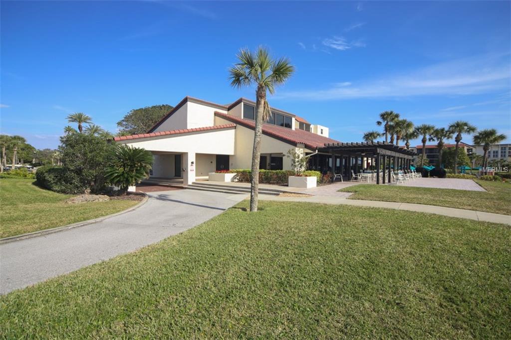 2045 GULF OF MEXICO DRIVE, LONGBOAT KEY, Florida 34228, 2 Bedrooms Bedrooms, 5 Rooms Rooms,2 BathroomsBathrooms,Residential,For sale,GULF OF MEXICO,A4209406