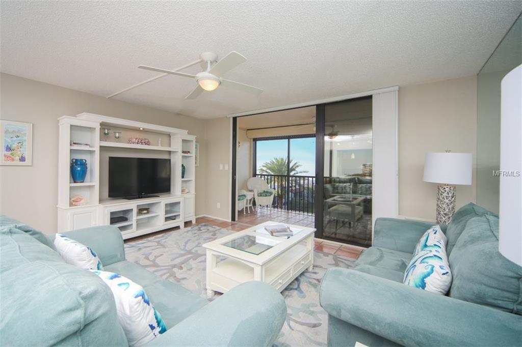 2045 GULF OF MEXICO DRIVE, LONGBOAT KEY, Florida 34228, 2 Bedrooms Bedrooms, 5 Rooms Rooms,2 BathroomsBathrooms,Residential,For sale,GULF OF MEXICO,A4209406