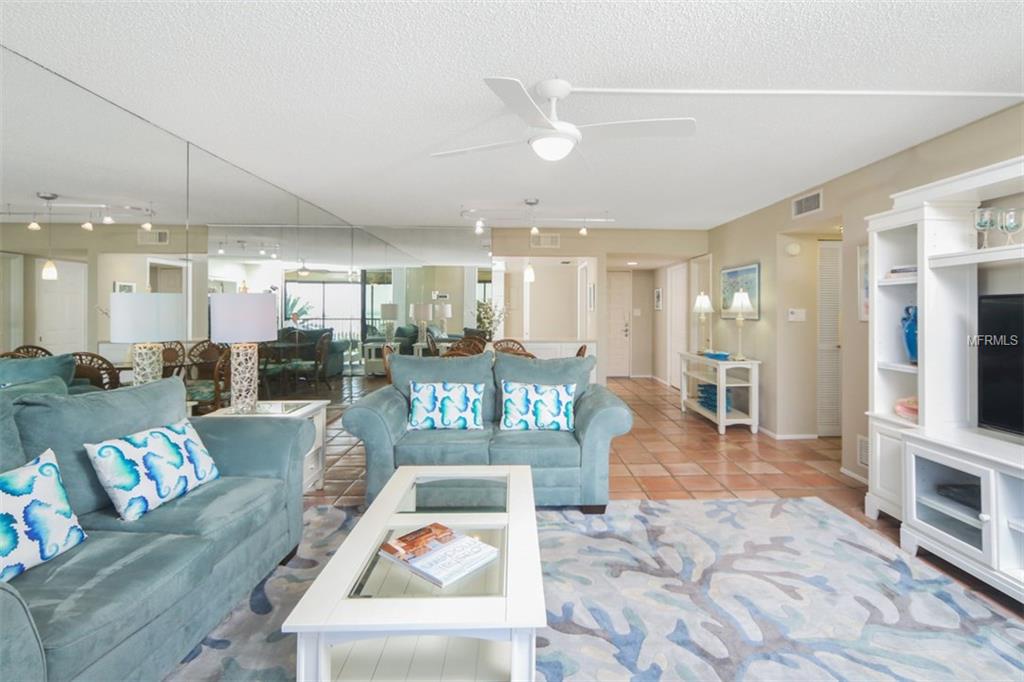 2045 GULF OF MEXICO DRIVE, LONGBOAT KEY, Florida 34228, 2 Bedrooms Bedrooms, 5 Rooms Rooms,2 BathroomsBathrooms,Residential,For sale,GULF OF MEXICO,A4209406