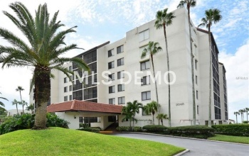 2045 GULF OF MEXICO DRIVE, LONGBOAT KEY, Florida 34228, 2 Bedrooms Bedrooms, 5 Rooms Rooms,2 BathroomsBathrooms,Residential,For sale,GULF OF MEXICO,A4209406