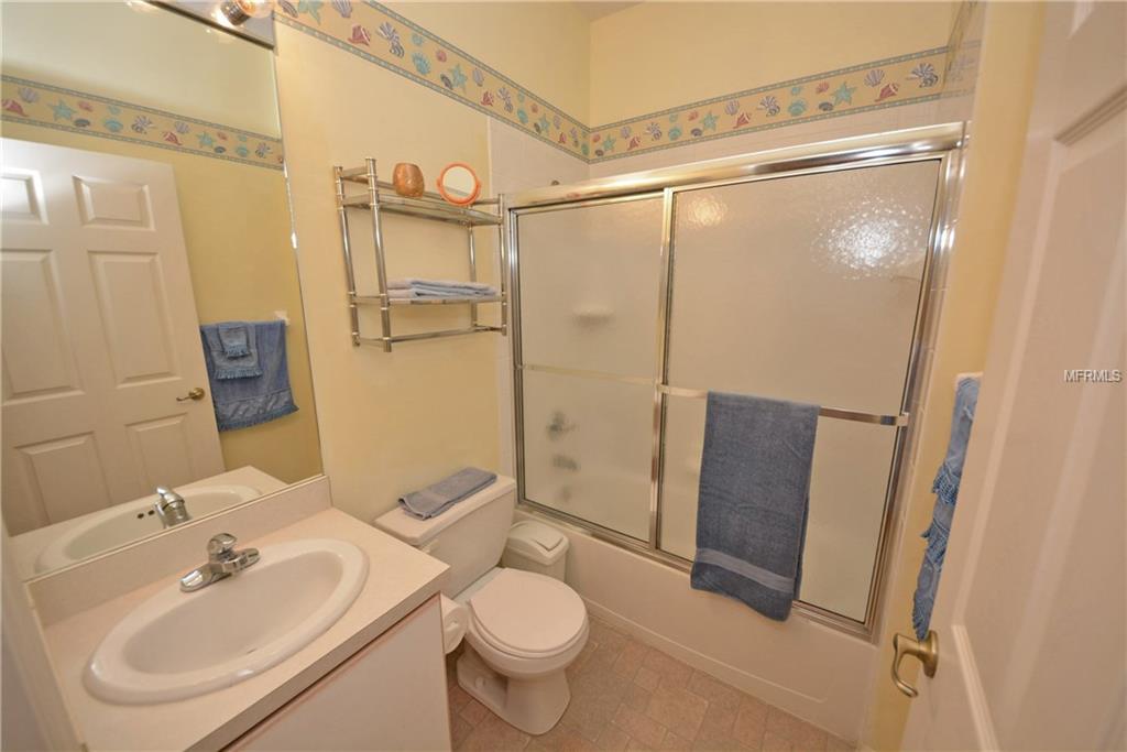 4314 BERWICK DRIVE, LAKE WALES, Florida 33859, 2 Bedrooms Bedrooms, 8 Rooms Rooms,2 BathroomsBathrooms,Residential,For sale,BERWICK,P4719003