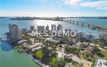 609 GOLDEN GATE POINT, SARASOTA, Florida 34236, 3 Bedrooms Bedrooms, 8 Rooms Rooms,3 BathroomsBathrooms,Residential,For sale,GOLDEN GATE,A4187874