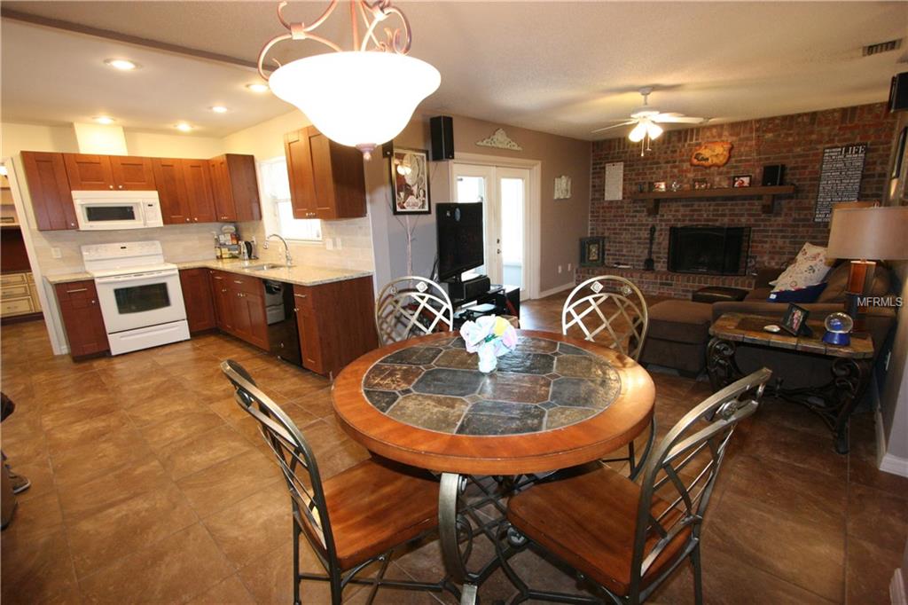 6700 SHELLBARK BOULEVARD, APOPKA, Florida 32703, 4 Bedrooms Bedrooms, 8 Rooms Rooms,3 BathroomsBathrooms,Residential,For sale,SHELLBARK,O5529831