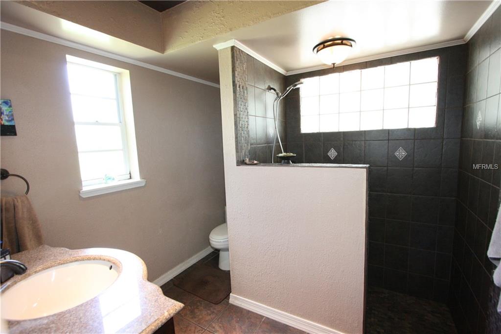 6700 SHELLBARK BOULEVARD, APOPKA, Florida 32703, 4 Bedrooms Bedrooms, 8 Rooms Rooms,3 BathroomsBathrooms,Residential,For sale,SHELLBARK,O5529831