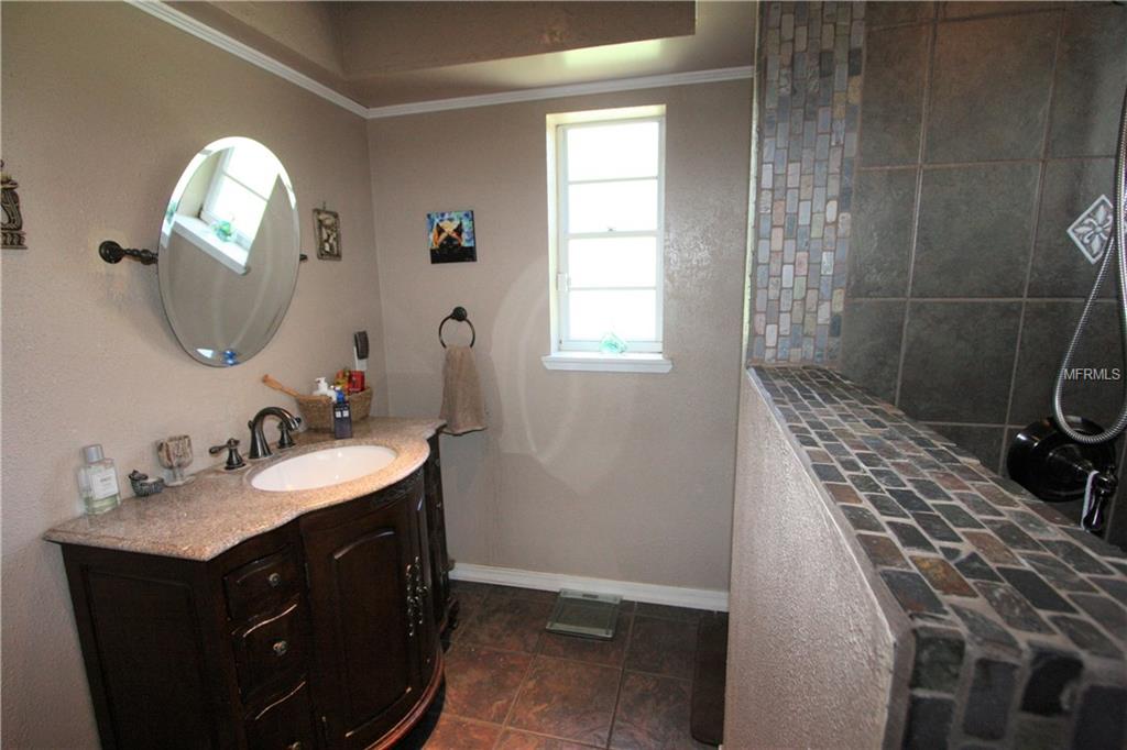 6700 SHELLBARK BOULEVARD, APOPKA, Florida 32703, 4 Bedrooms Bedrooms, 8 Rooms Rooms,3 BathroomsBathrooms,Residential,For sale,SHELLBARK,O5529831