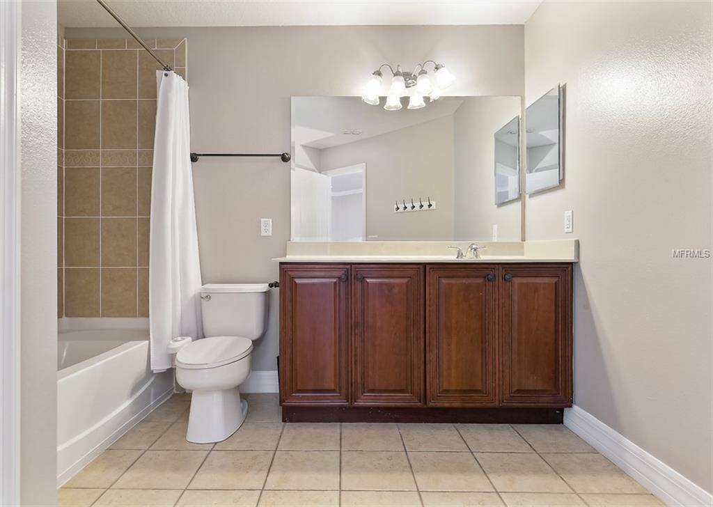 12542 OULTON CIRCLE, ORLANDO, Florida 32832, 4 Bedrooms Bedrooms, 8 Rooms Rooms,2 BathroomsBathrooms,Residential,For sale,OULTON,O5537336