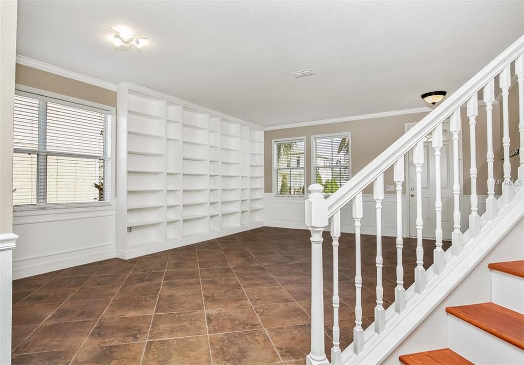 12542 OULTON CIRCLE, ORLANDO, Florida 32832, 4 Bedrooms Bedrooms, 8 Rooms Rooms,2 BathroomsBathrooms,Residential,For sale,OULTON,O5537336