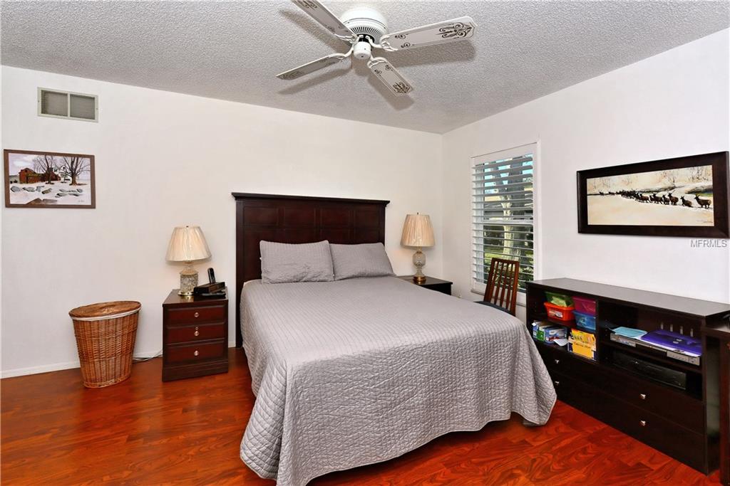 611 APPLE LANE, ENGLEWOOD, Florida 34223, 2 Bedrooms Bedrooms, 7 Rooms Rooms,2 BathroomsBathrooms,Residential,For sale,APPLE,N5915336