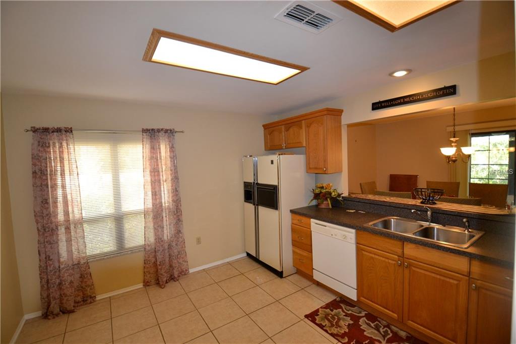 121 COLONY SOUTH DRIVE, TARPON SPRINGS, Florida 34689, 2 Bedrooms Bedrooms, 6 Rooms Rooms,2 BathroomsBathrooms,Residential,For sale,COLONY SOUTH,U7841516