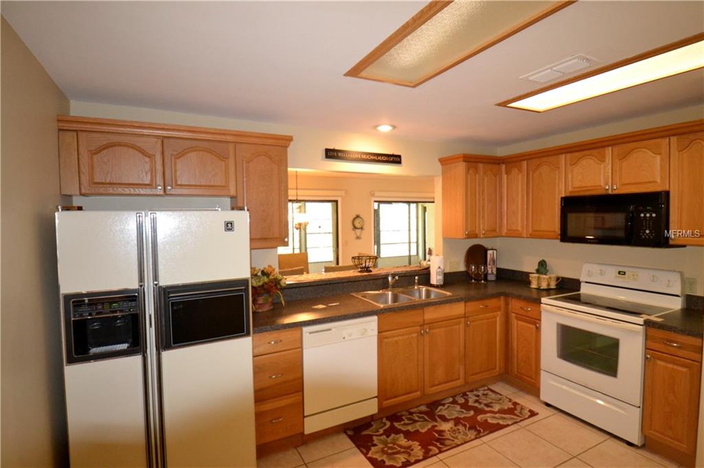 121 COLONY SOUTH DRIVE, TARPON SPRINGS, Florida 34689, 2 Bedrooms Bedrooms, 6 Rooms Rooms,2 BathroomsBathrooms,Residential,For sale,COLONY SOUTH,U7841516