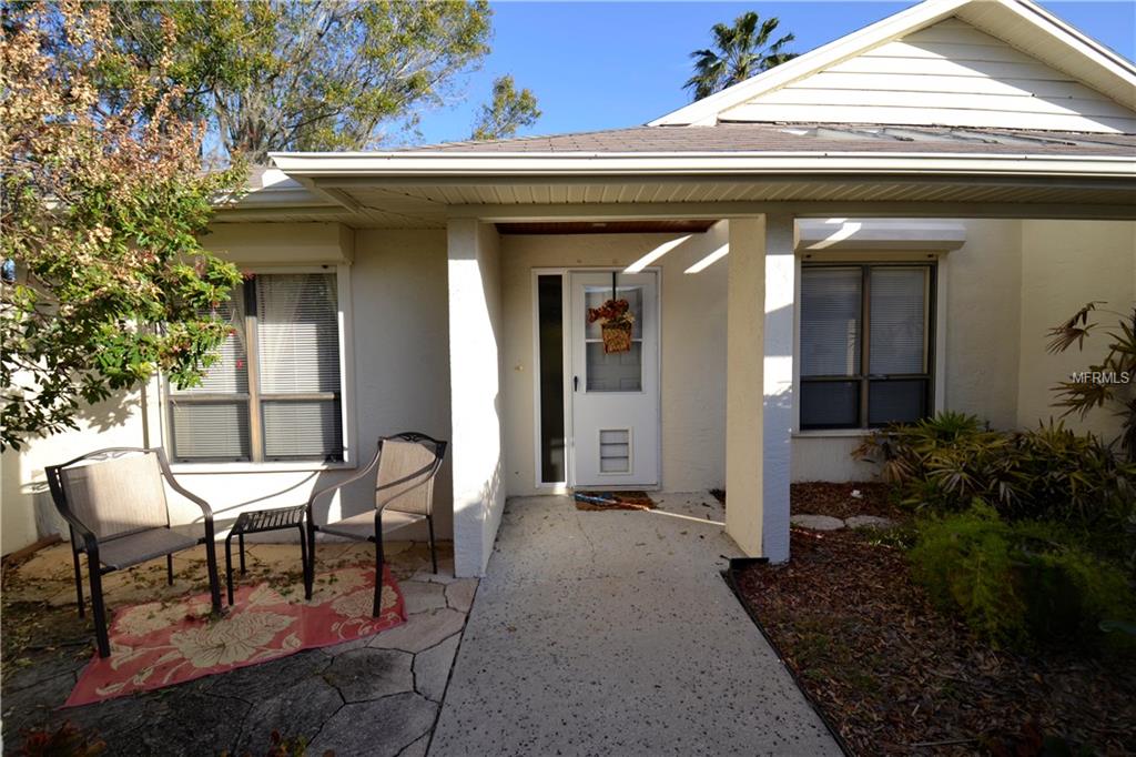 121 COLONY SOUTH DRIVE, TARPON SPRINGS, Florida 34689, 2 Bedrooms Bedrooms, 6 Rooms Rooms,2 BathroomsBathrooms,Residential,For sale,COLONY SOUTH,U7841516