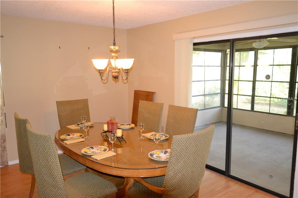 121 COLONY SOUTH DRIVE, TARPON SPRINGS, Florida 34689, 2 Bedrooms Bedrooms, 6 Rooms Rooms,2 BathroomsBathrooms,Residential,For sale,COLONY SOUTH,U7841516
